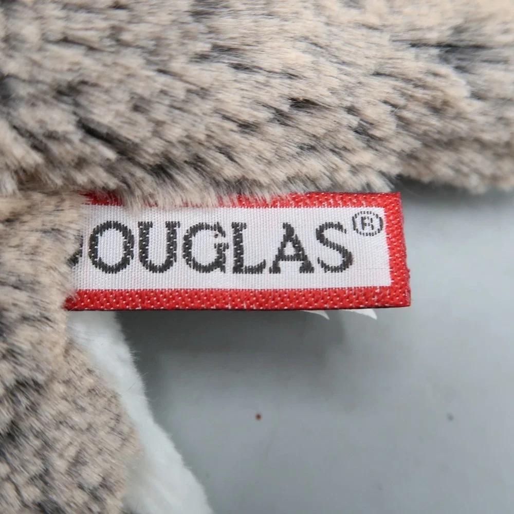 Douglas welcome pocket